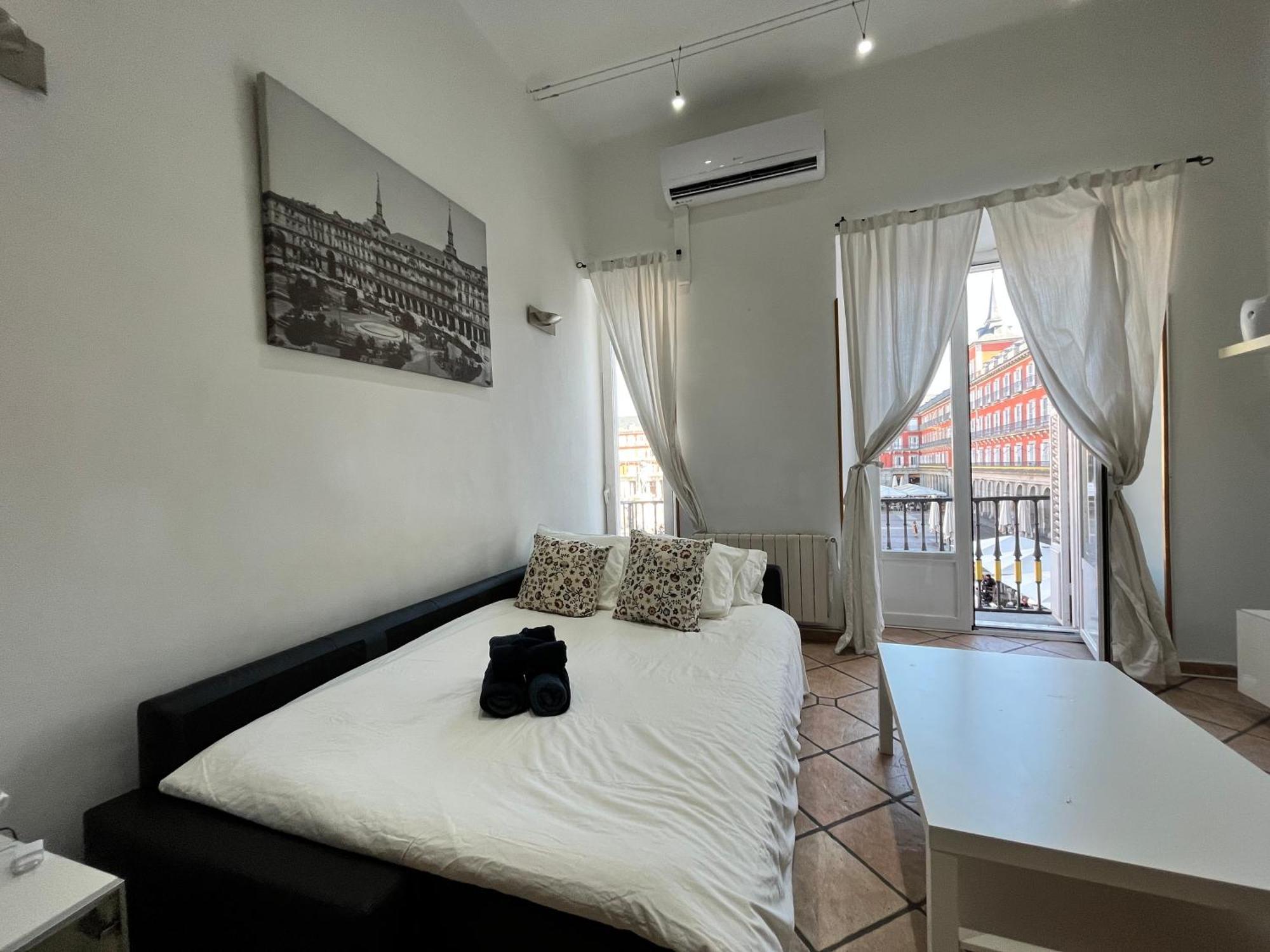 Loft Plaza Mayor 2 Temporal Мадрид Екстериор снимка